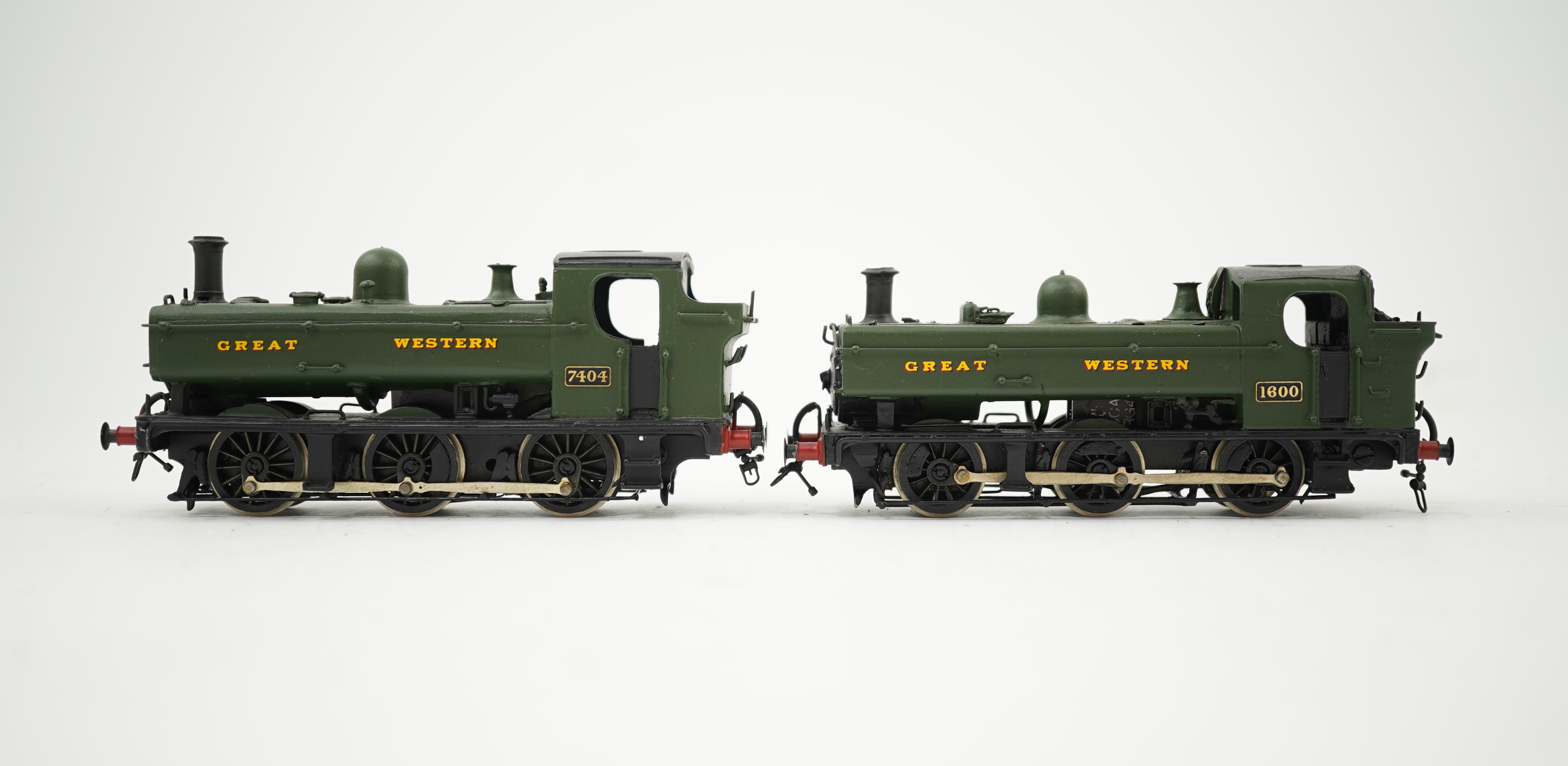 Two 00 gauge brass and white metal kit built GWR Pannier Tank locomotives; a 1600 class 0-6-0PT, 1600, together with an 7400 class 0-6-0PT, 7404, constructed, painted and lined to a high standard, both motored for two ra